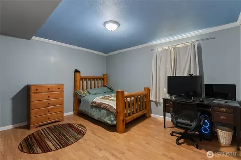 239 6th Street NE East Wenatchee WA 98802