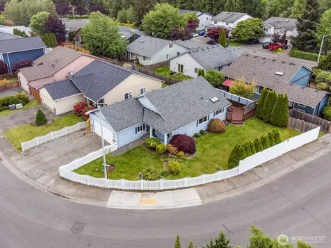 5733 129th Street NE Marysville WA 98271