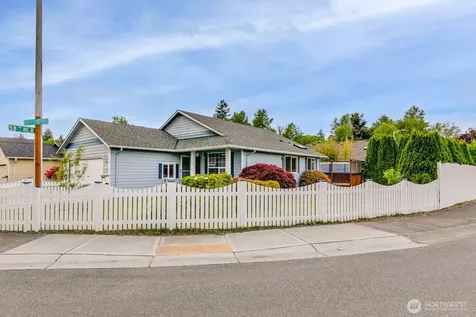 5733 129th Street NE Marysville WA 98271