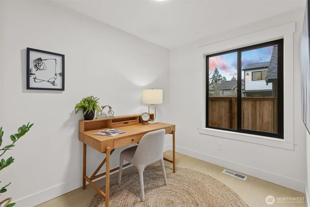 12562 17th Avenue NE Seattle WA 98125