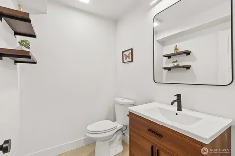 12562 17th Avenue NE Seattle WA 98125