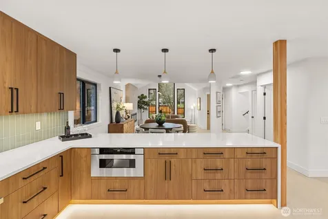 12562 17th Avenue NE Seattle WA 98125