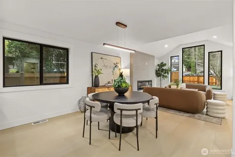 12562 17th Avenue NE Seattle WA 98125