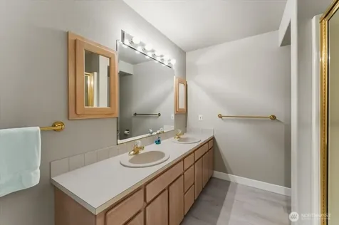 1496 S Lakeshore Road Chelan WA 98816