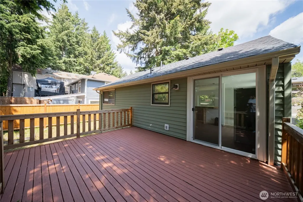 24251 26th Place S Des Moines WA 98198