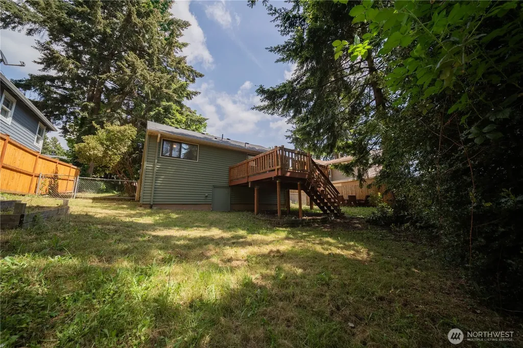 24251 26th Place S Des Moines WA 98198