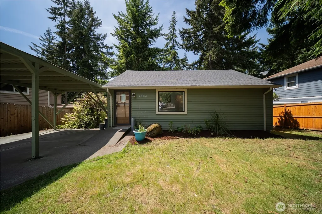 24251 26th Place S Des Moines WA 98198