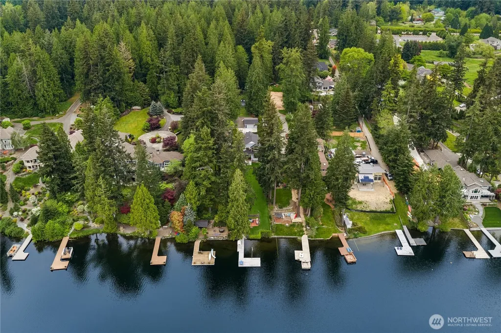 21827 SE 20th Street Sammamish WA 98075