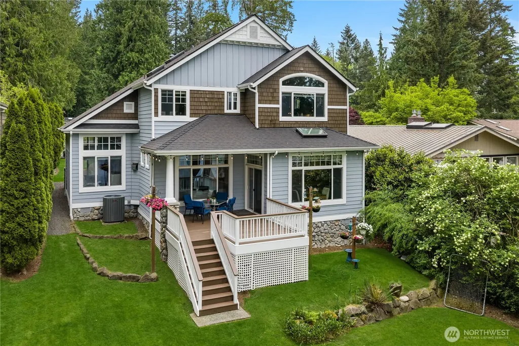 21827 SE 20th Street Sammamish WA 98075