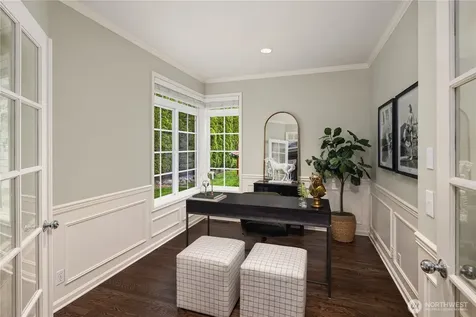 21827 SE 20th Street Sammamish WA 98075