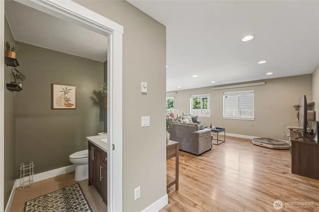4662 Alderson Road Blaine WA 98230