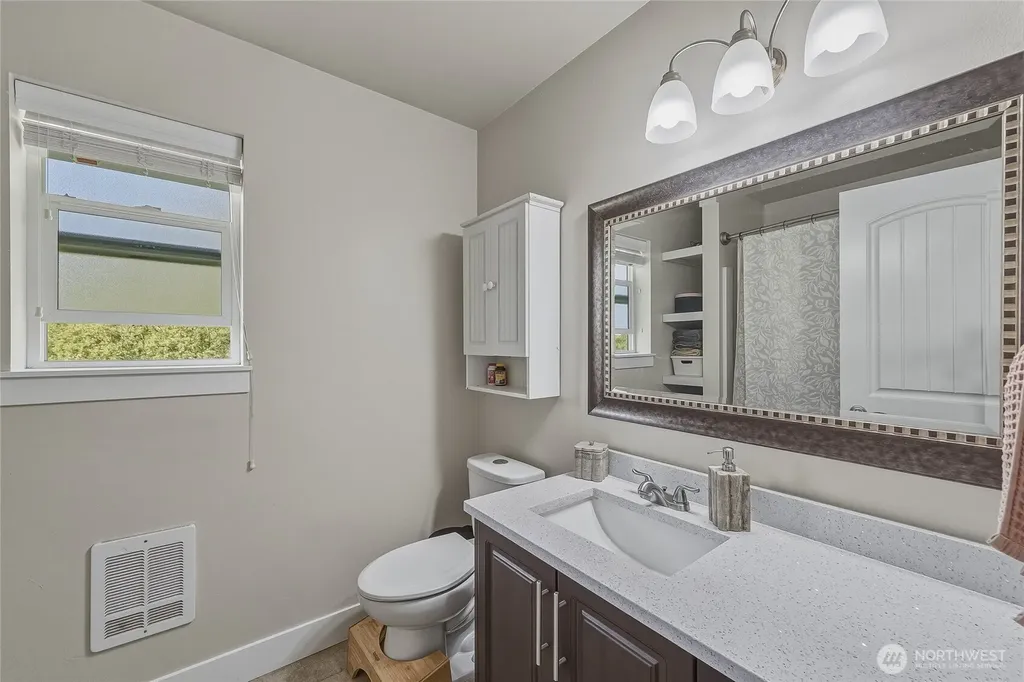 4662 Alderson Road Blaine WA 98230