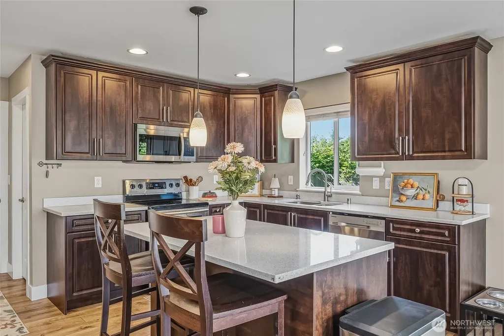 4662 Alderson Road Blaine WA 98230
