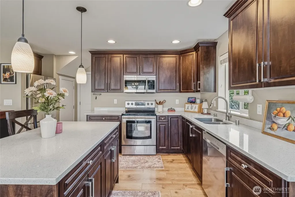 4662 Alderson Road Blaine WA 98230