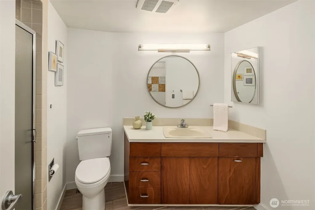 3600 86th Avenue SE Mercer Island WA 98040