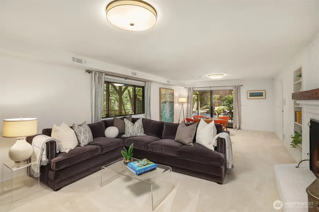 3600 86th Avenue SE Mercer Island WA 98040