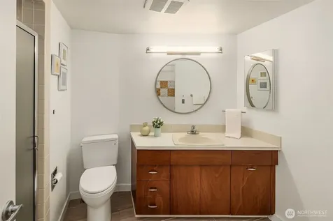 3600 86th Avenue SE Mercer Island WA 98040
