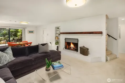 3600 86th Avenue SE Mercer Island WA 98040