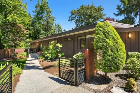 3600 86th Avenue SE Mercer Island WA 98040