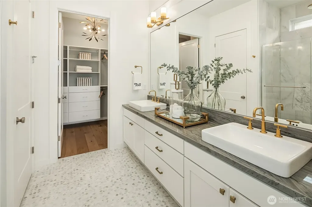 34026 Buckeye Avenue SE Black Diamond WA 98010