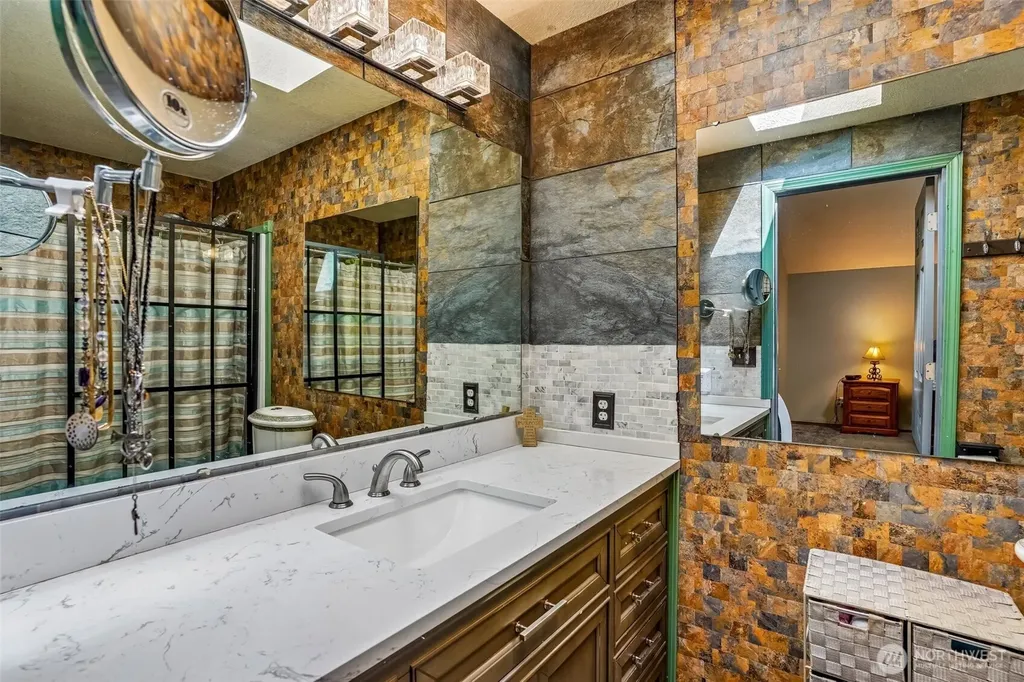 3804 75th Avenue Ct NW Gig Harbor WA 98335