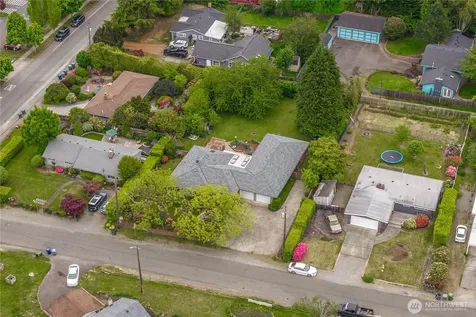 2911 Elwood Drive W Tacoma WA 98466