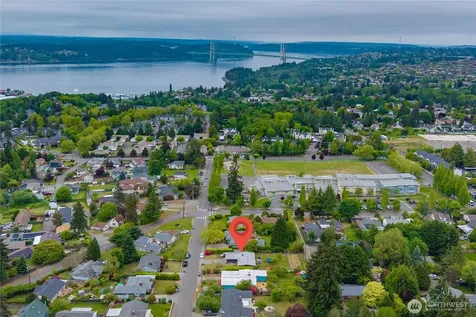 2911 Elwood Drive W Tacoma WA 98466