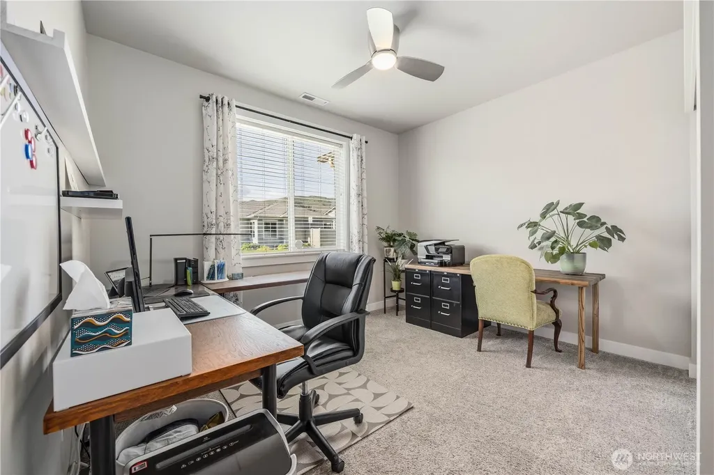 219 Pershing Circle Wenatchee WA 98801