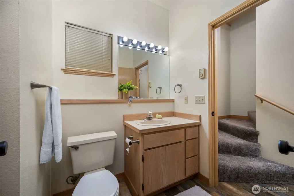 6 Inglewood Place Bellingham WA 98229