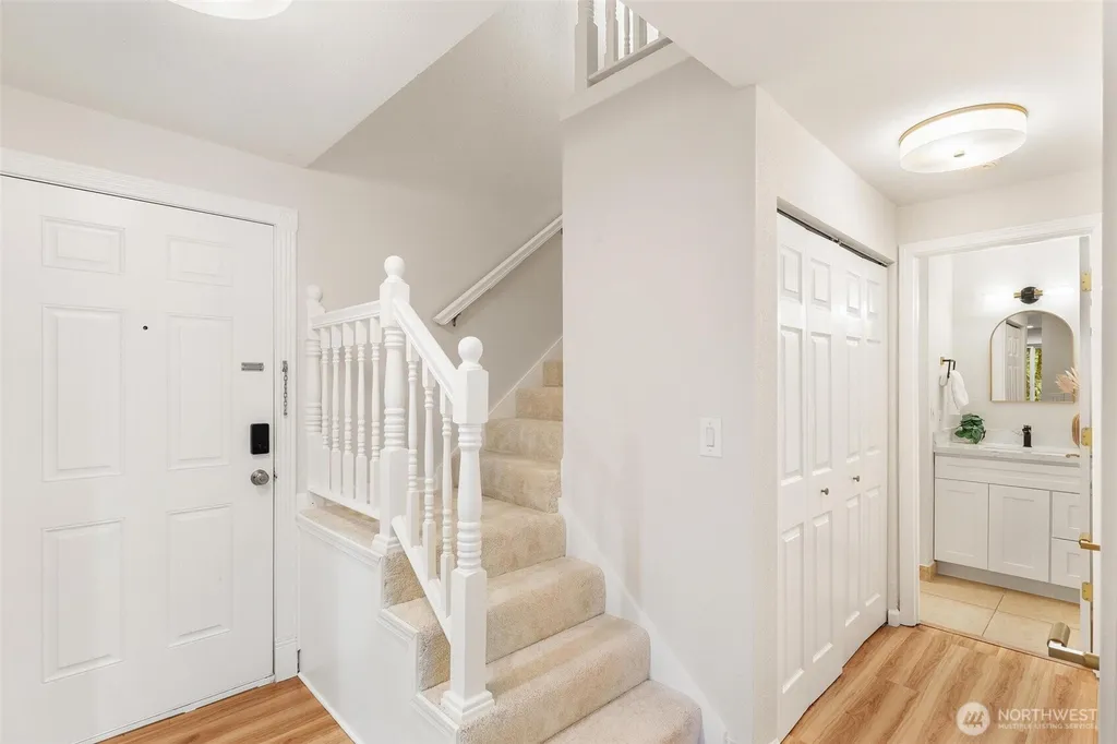 14415 NE 30th Place Bellevue WA 98007