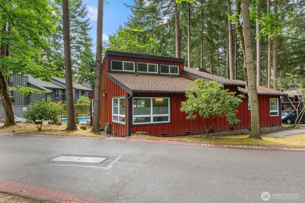 14415 NE 30th Place Bellevue WA 98007