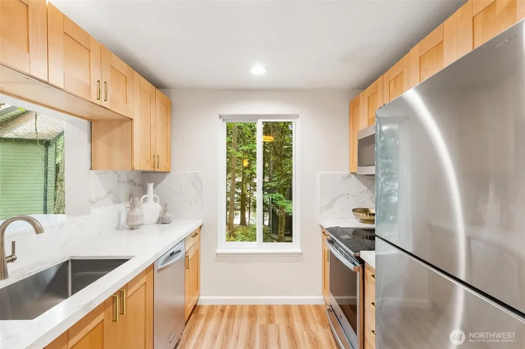 14415 NE 30th Place Bellevue WA 98007