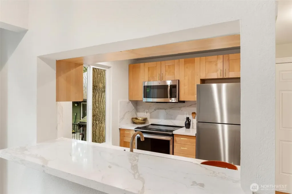 14415 NE 30th Place Bellevue WA 98007
