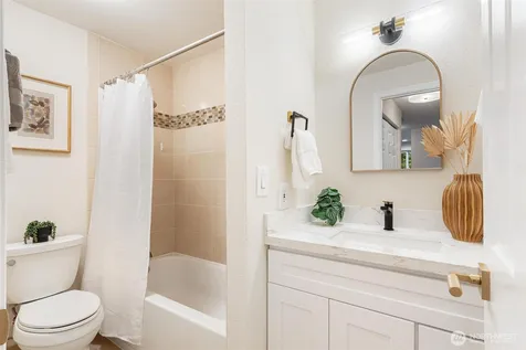 14415 NE 30th Place Bellevue WA 98007