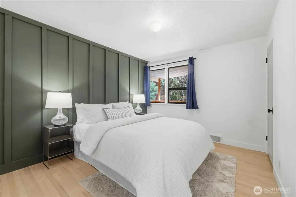 4076 NE 87th Street Seattle WA 98115