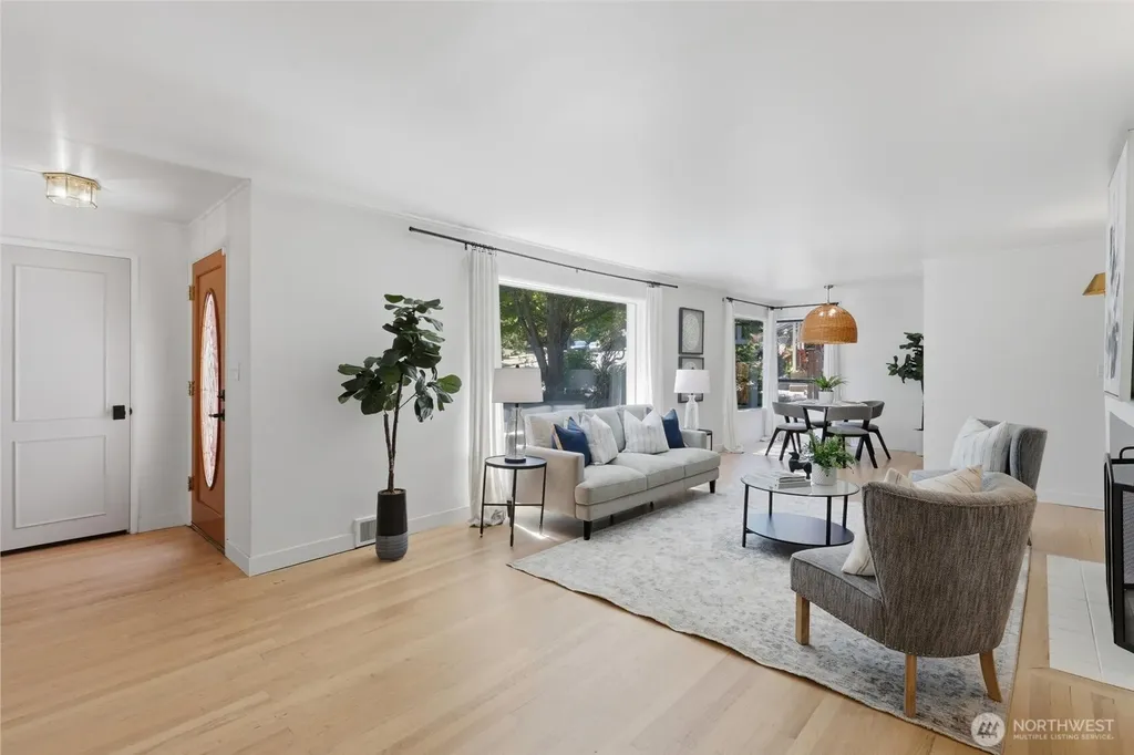 4076 NE 87th Street Seattle WA 98115