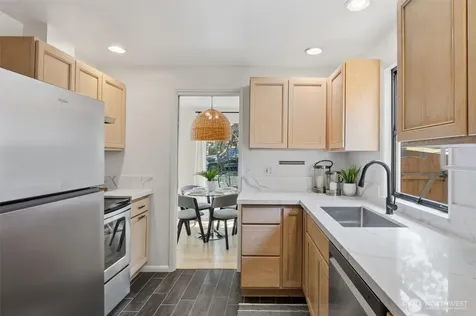 4076 NE 87th Street Seattle WA 98115