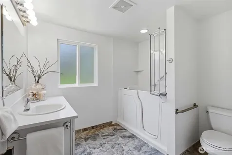 4076 NE 87th Street Seattle WA 98115