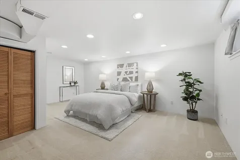 4076 NE 87th Street Seattle WA 98115