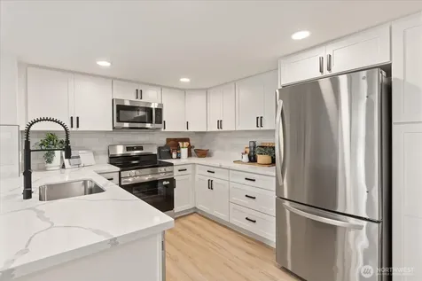 1035 156th Avenue NE Bellevue WA 98007