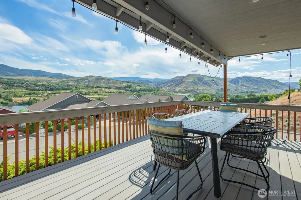 2840 Akamai Way East Wenatchee WA 98801