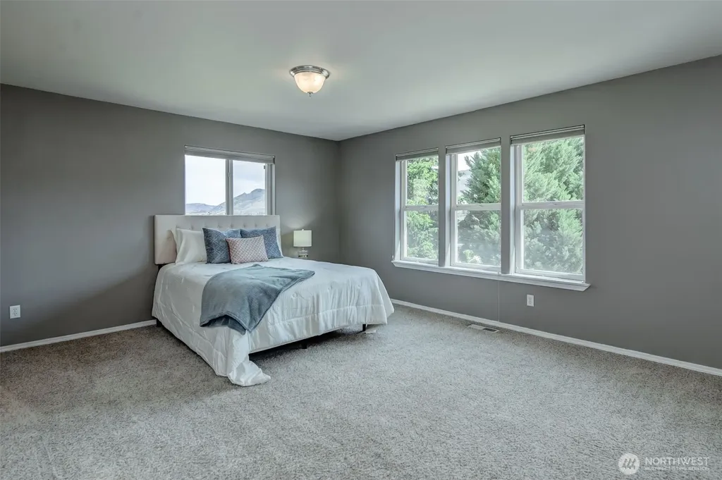 2840 Akamai Way East Wenatchee WA 98801