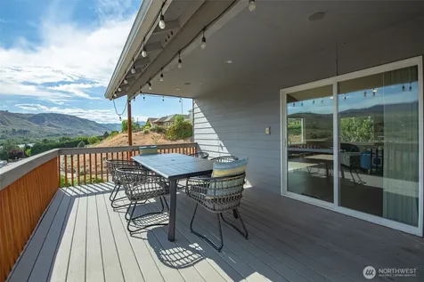 2840 Akamai Way East Wenatchee WA 98801
