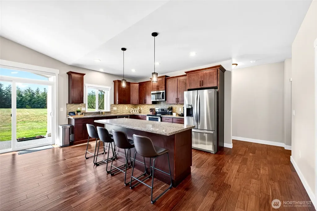 12111 Maxvale Hill Court SE Yelm WA 98597