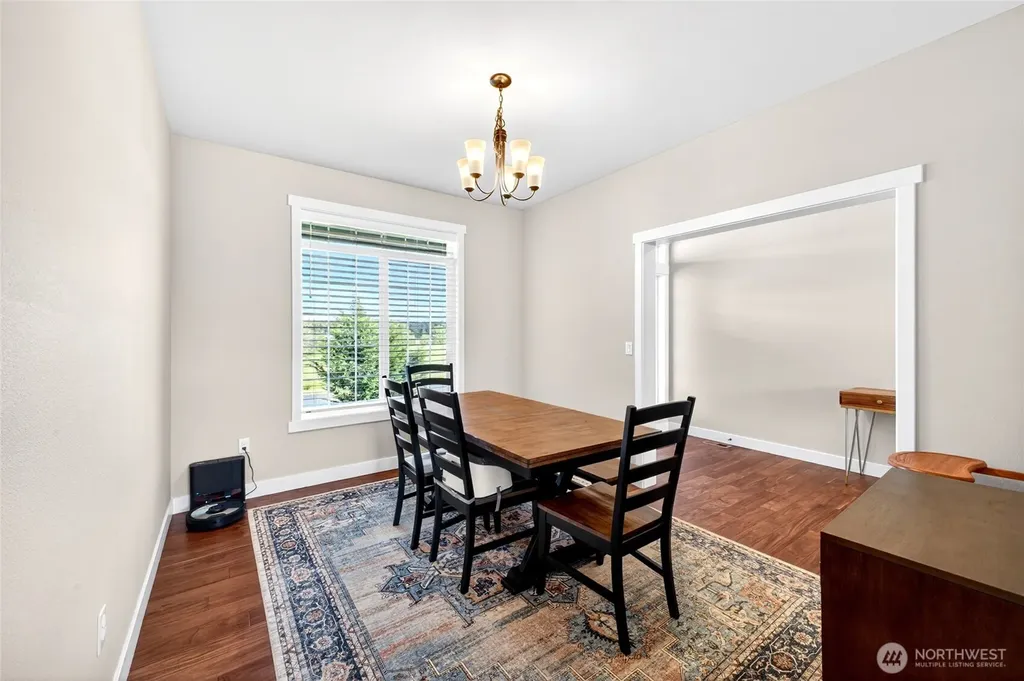 12111 Maxvale Hill Court SE Yelm WA 98597