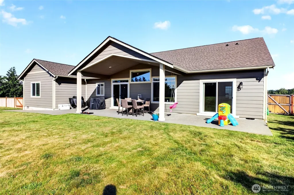 12111 Maxvale Hill Court SE Yelm WA 98597