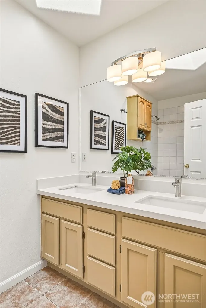 6551 5th Avenue NE Seattle WA 98115