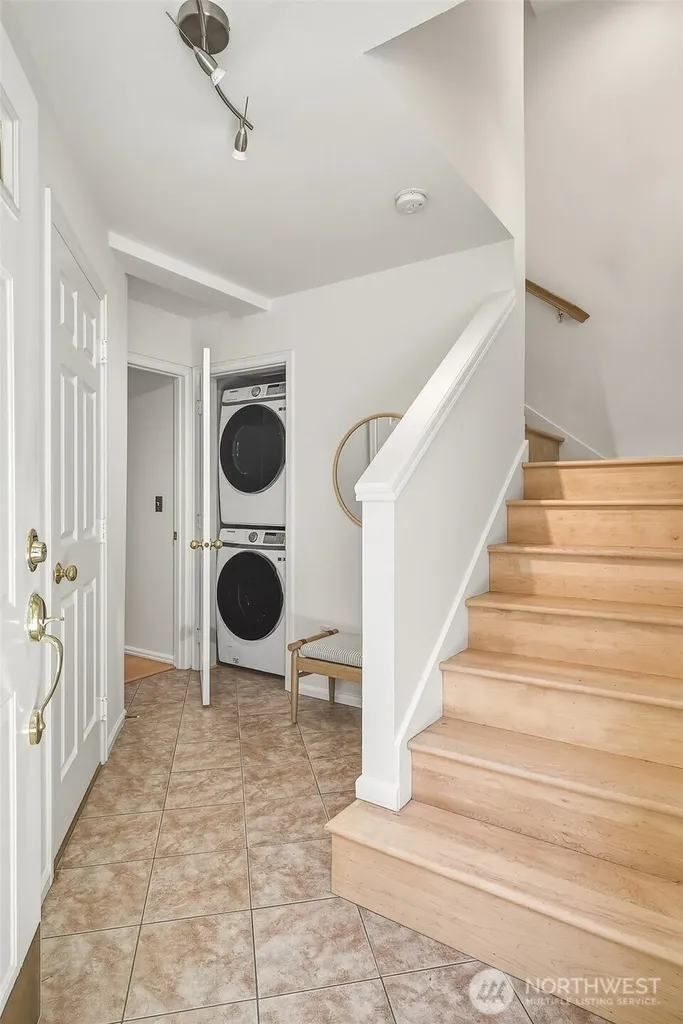 6551 5th Avenue NE Seattle WA 98115