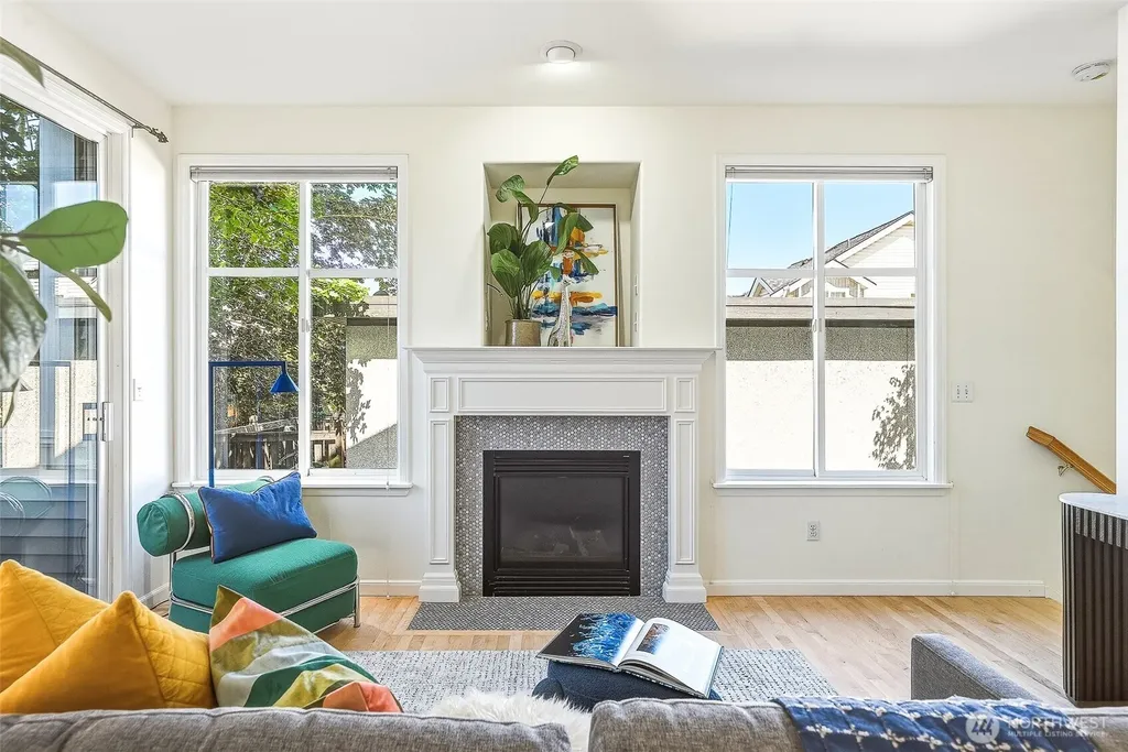 6551 5th Avenue NE Seattle WA 98115