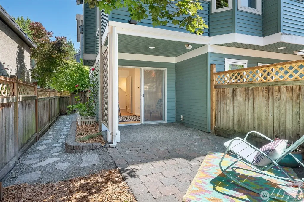 6551 5th Avenue NE Seattle WA 98115